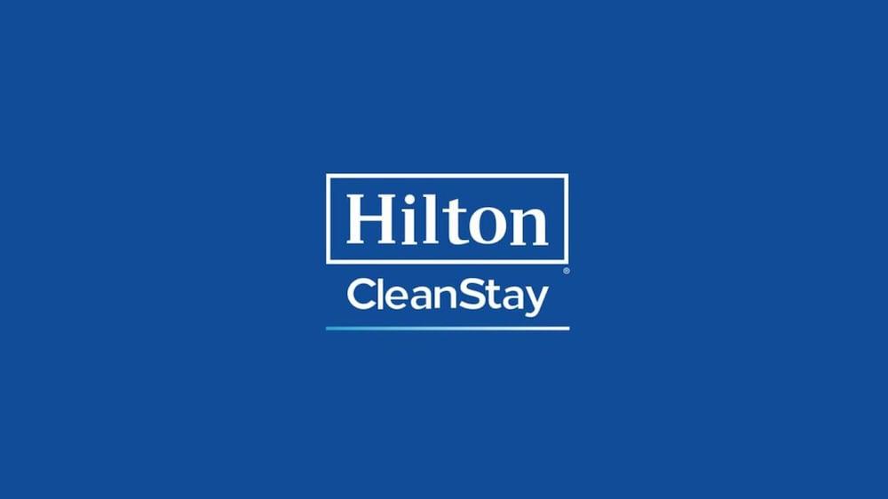 Hilton Garden Inn Olathe Bagian luar foto