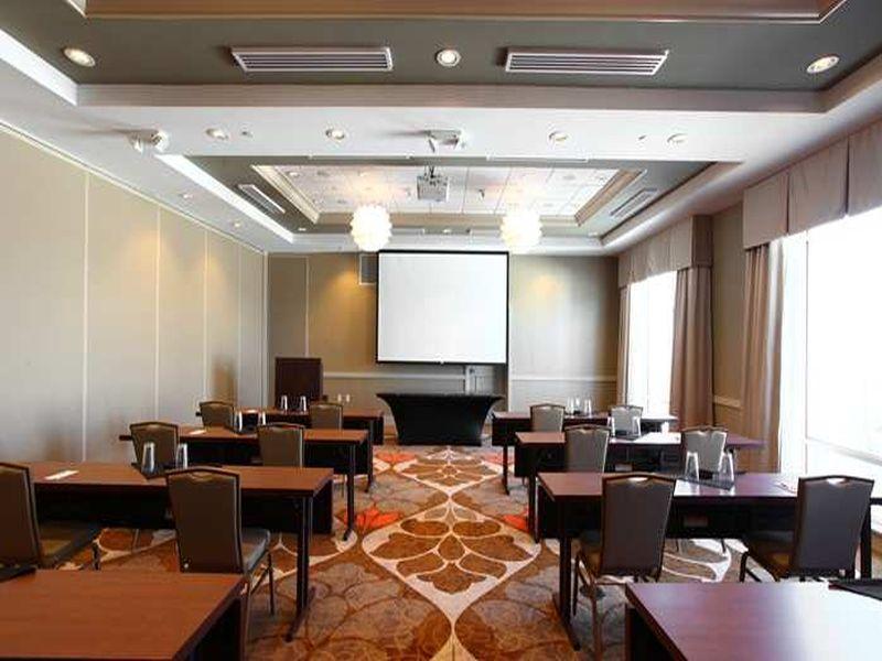 Hilton Garden Inn Olathe Bagian luar foto