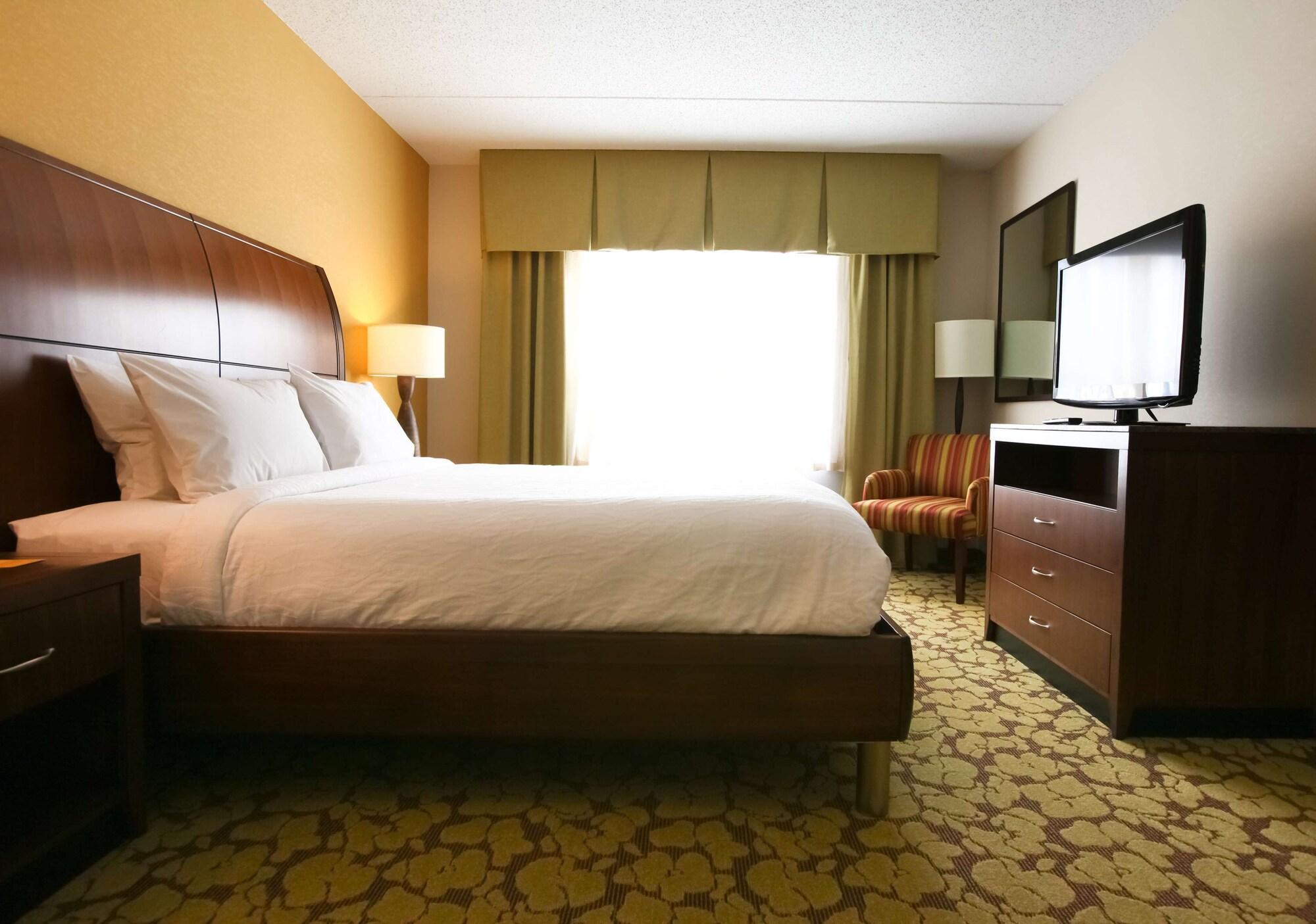 Hilton Garden Inn Olathe Bagian luar foto