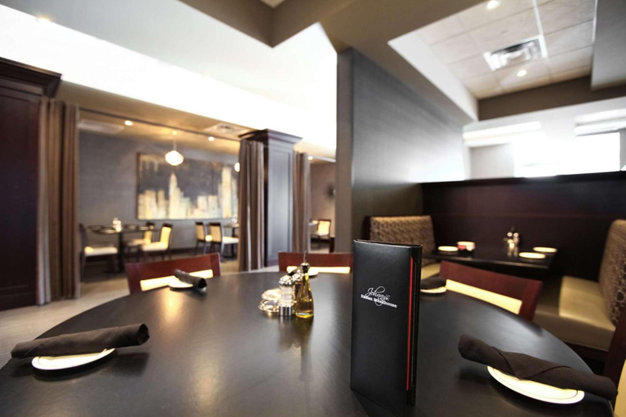 Hilton Garden Inn Olathe Bagian luar foto