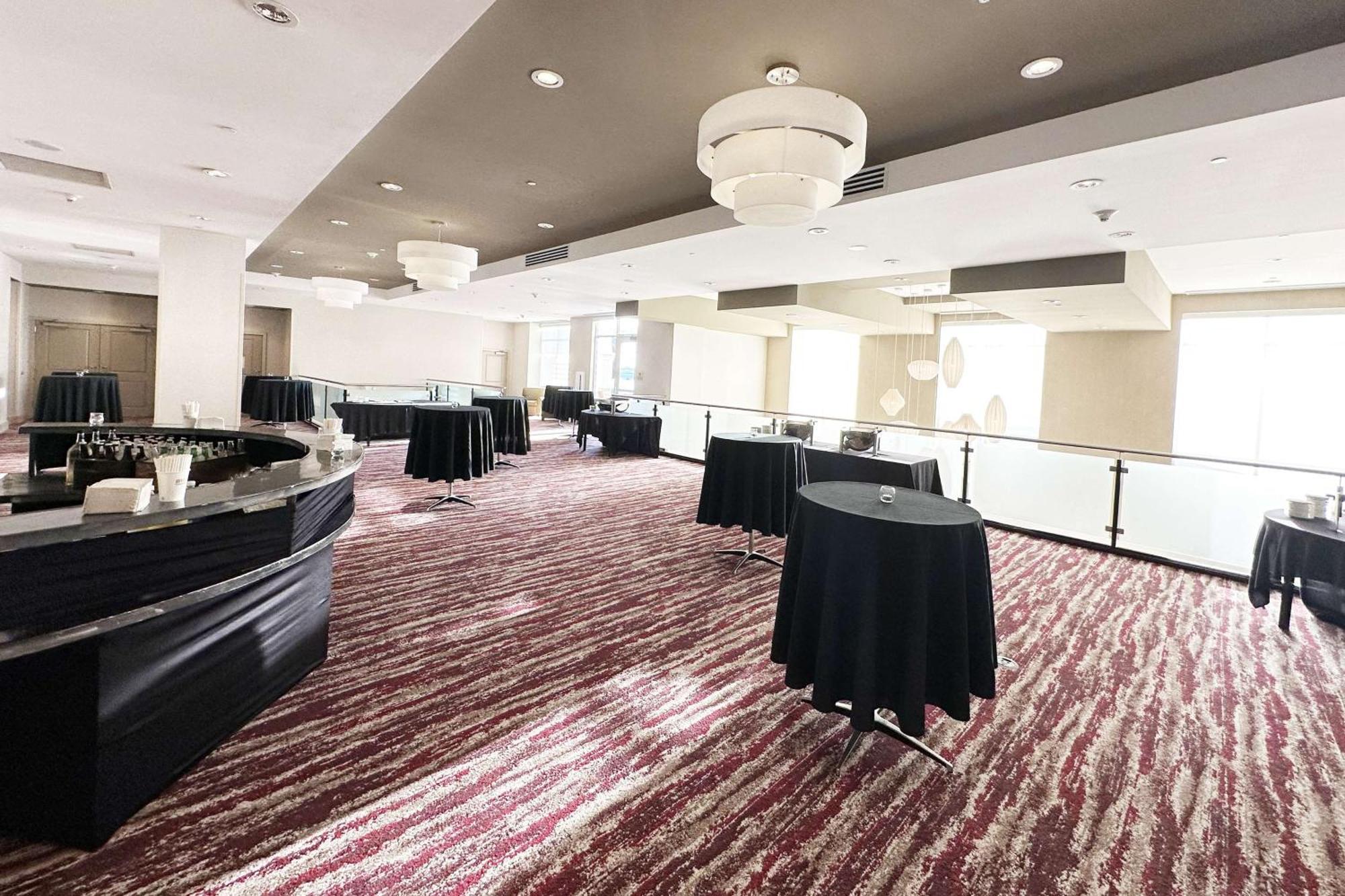Hilton Garden Inn Olathe Bagian luar foto