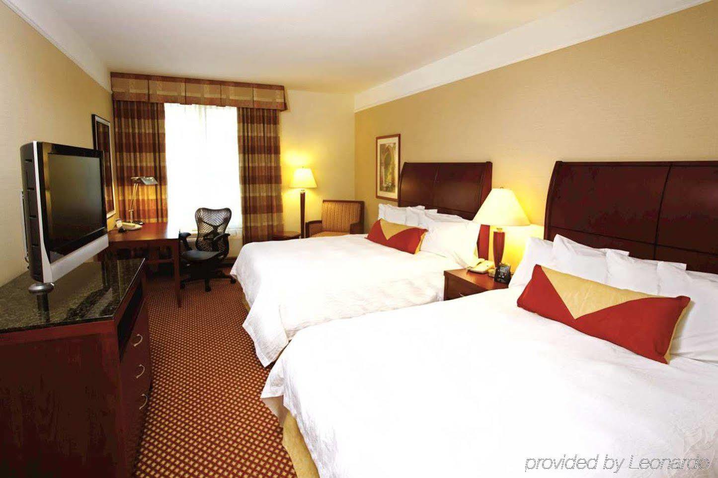 Hilton Garden Inn Olathe Bagian luar foto